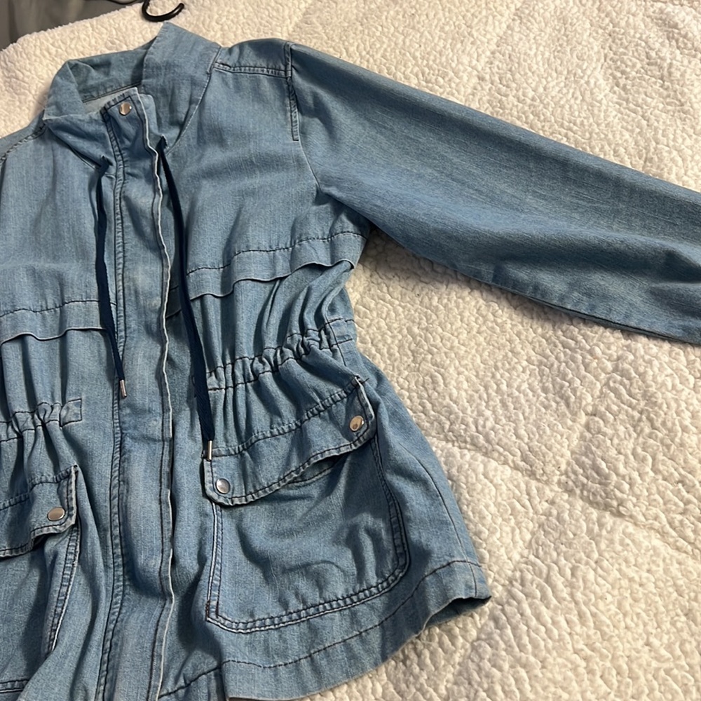 Jacket - Picture 2 of 3